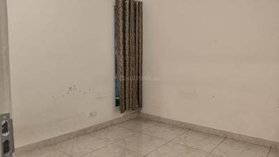 Bedroom Image of 1000 Sq.ft 3 BHK Apartment / Flat for rent in Gaurs Siddhartham, Siddharth Vihar Ghaziabad for Rs. 25000