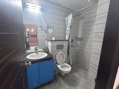 Bathroom Image of 1800 Sq.ft 3 BHK Apartment / Flat for rent in Balaji CGHS, Sector 3 Dwarka New Delhi for Rs. 47000