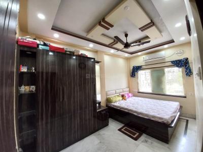 Bedroom Image of 630 Sq.ft 2 BHK Builder Floor for sale in Paikpara Kolkata for Rs. 3500000