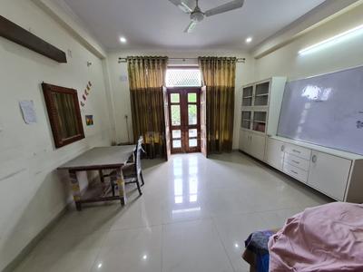 Hall Image of 2000 Sq.ft 6 BHK Independent House for sale in Sector 71 Noida for Rs. 70000000