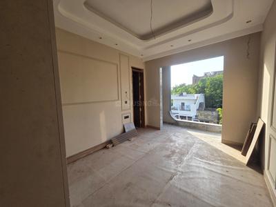 Bedroom Image of 1681 Sq.ft 3 BHK Builder Floor for sale in Patel Nagar New Delhi for Rs. 47000000