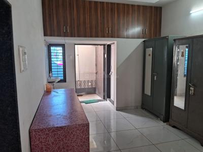 Image of 410 Sq.ft 2 BHK Apartment / Flat for rent in Nizampura, Vadodara for Rs. 10000
