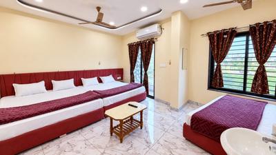 Hall Image of 1500 Sq.ft 1 RK Studio for rent in Mahakal Vanijya Ujjain for Rs. 120000