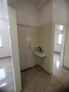 Bathroom Image of 1370 Sq.ft 3 BHK Builder Floor for rent in Ambattur Industrial Estate Chennai for Rs. 30000