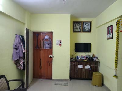 Living Room Image of 650 Sq.ft 1 BHK Apartment / Flat for rent in Haware Citi, Kasarvadavali Thane for Rs. 17000