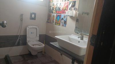 Bathroom Image of 1122 Sq.ft 2 BHK Builder Floor for rent in Sector 51 Noida for Rs. 38000
