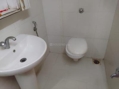 Bathroom Image of 810 Sq.ft 2 BHK Apartment / Flat for rent in Agarwal Panchvati CHS, Thane West Thane for Rs. 42000