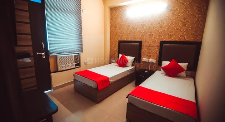 Bedroom Image of HOUSITIZE PG  in Sector 70, Noida
