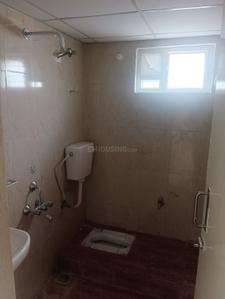 Bathroom Image of 1742 Sq.ft 4 BHK Apartment / Flat for rent in Avadi Chennai for Rs. 30000