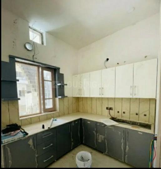 Ranjit Avenue  Kitchen 1