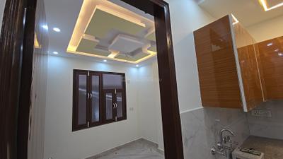 Bedroom Image of 405 Sq.ft 2 BHK Builder Floor for sale in Laxmi Nagar New Delhi for Rs. 3400000