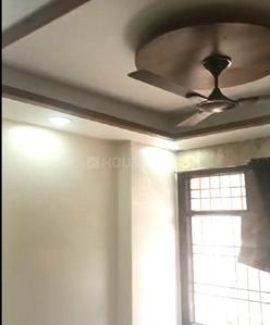 Bedroom Image of 990 Sq.ft 3 BHK Builder Floor for sale in Mansarover Garden New Delhi for Rs. 16000000