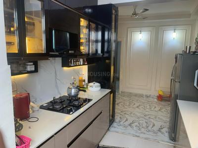 Kitchen Image of 1650 Sq.ft 3 BHK Apartment / Flat for sale in Amrapali Crystal Homes Phase 1, Sector 76 Noida for Rs. 21500000