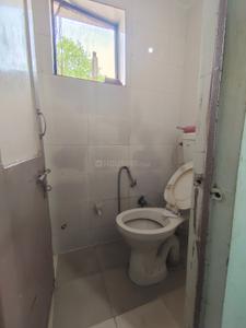 Bathroom Image of 1080 Sq.ft 2 BHK Apartment / Flat for rent in Maninagar Ahmedabad for Rs. 19500