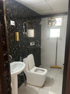 Bathroom Image of 1650 Sq.ft 3 BHK Apartment / Flat for sale in Crossings GH7 Crossings Republik, Crossings Republik Ghaziabad for Rs. 11000000