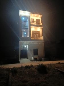 5 BHK Independent House