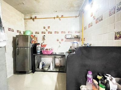 Kitchen Image of 1080 Sq.ft 6 BHK Independent House for sale in Ghatlodiya Ahmedabad for Rs. 9900000