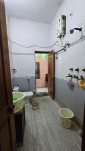 Bathroom Image of 900 Sq.ft 3 BHK Independent House for sale in Ballabhgarh Faridabad for Rs. 15000000