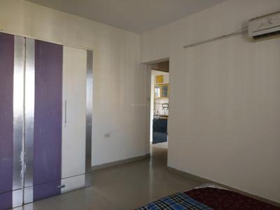 Bedroom Image of 1000 Sq.ft 2 BHK Apartment / Flat for rent in Magarpatta Iris, Magarpatta City Pune for Rs. 35000