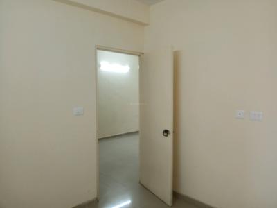 Bedroom Image of 650 Sq.ft 3 BHK Apartment / Flat for rent in Pyramid Infinity, Sector 70 Gurgaon for Rs. 26000