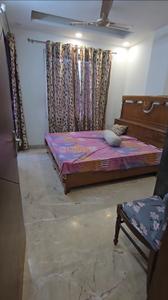 Bedroom Image of 1100 Sq.ft 3 BHK Builder Floor for sale in Paschim Vihar New Delhi for Rs. 19500000