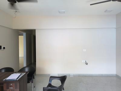 Living Room Image of 800 Sq.ft 2 BHK Apartment / Flat for sale in Vile Parle West Mumbai for Rs. 37000000
