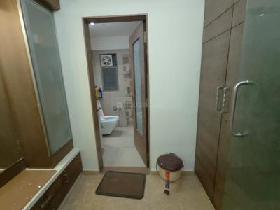Bedroom Image of 3150 Sq.ft 4 BHK Apartment / Flat for sale in Bodakdev Ahmedabad for Rs. 30000000