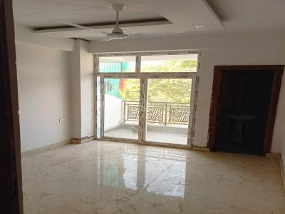 Hall Image of 1250 Sq.ft 2 BHK Apartment / Flat for sale in Mahagun Moderne, Sector 78 Noida for Rs. 16200000