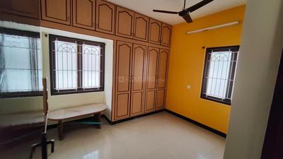 Bedroom Image of 1900 Sq.ft 3 BHK Independent House for rent in Thudiyalur Coimbatore for Rs. 25000