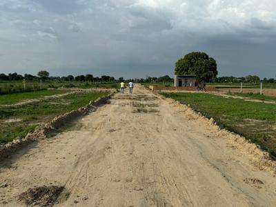 Image of 900 Sq.ft Residential Plot / Land for sale in Sunrakh Bangar, Vrindavan for Rs. 1500000
