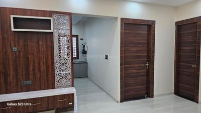 Bedroom Image of 100 Sq.ft 3.5 BHK Villa for sale in SR Signature Villas, Sector 16B Noida for Rs. 13500000