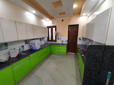 Kitchen Image of 5200 Sq.ft 5 BHK Villa for sale in Sector 93B Noida for Rs. 150000000