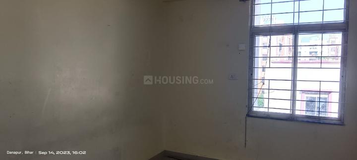 Shahid Khan apartment Bedroom 1