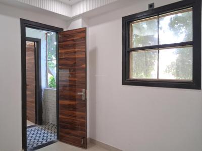 Bedroom Image of 1850 Sq.ft 4 BHK Apartment / Flat for sale in JMD Siddhi Vinayak, Sector 73 Noida for Rs. 8500000