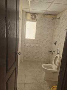 Image of 1200 Sq.ft 3 BHK Apartment / Flat for rent in Sethi Max Royal, Sector 76, Noida for Rs. 30000
