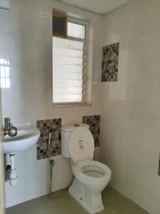Common Bathroom Image of 800 Sq.ft 2 BHK Apartment / Flat for sale in Eternia At Kalpataru Parkcity, Kolshet Thane for Rs. 12600000