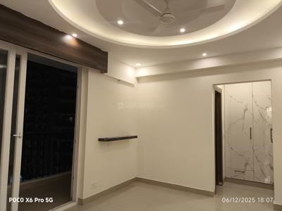 Bedroom Image of 2300 Sq.ft 4 BHK Apartment / Flat for sale in Amrapali Heartbeat City IV, Sector 107 Noida for Rs. 32500000