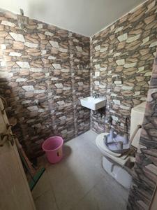 Bathroom Image of 1800 Sq.ft 3 BHK Independent House for rent in Motera Ahmedabad for Rs. 35000