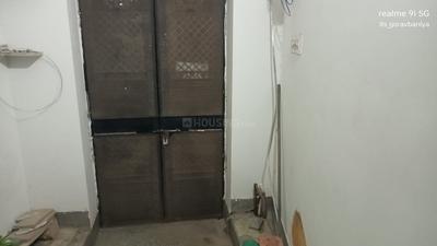 Bathroom Image of 1260 Sq.ft 3 BHK Builder Floor for rent in Mahaveer Nagar Jodhpur for Rs. 12000