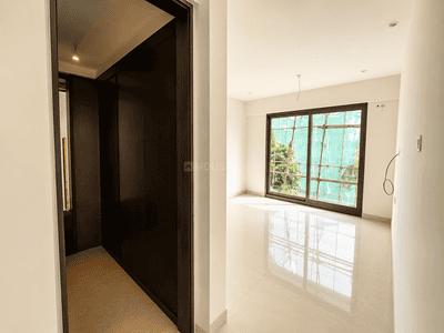 Image of 800 Sq.ft 2 BHK Apartment / Flat for sale in Prabhadevi, Mumbai for Rs. 37500001