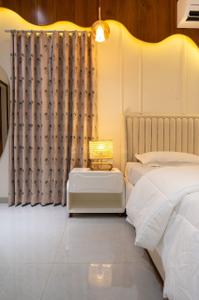 Bedroom Image of 3240 Sq.ft 4 BHK Apartment / Flat for sale in Sewani Viceroy Villa Apartments, Vastrapur Ahmedabad for Rs. 32500000
