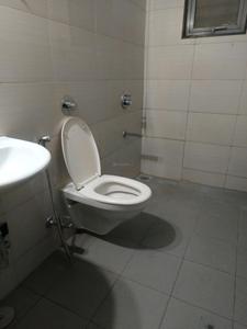 Common Bathroom Image of 1544 Sq.ft 3 BHK Apartment / Flat for sale in Amanora Future Towers, Hadapsar Pune for Rs. 22000000