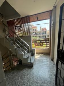 Balcony Image of 500 Sq.ft 1 BHK Builder Floor for rent in Janakpuri New Delhi for Rs. 17000