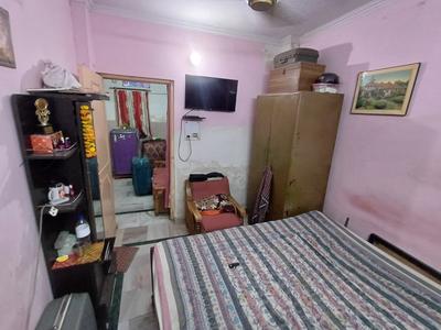 Bedroom Image of 400 Sq.ft 1 BHK Builder Floor for sale in Mandawali New Delhi for Rs. 1500000