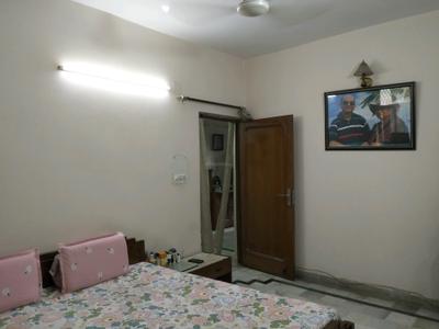 Bedroom Image of 1269 Sq.ft 3 BHK Builder Floor for sale in Rajouri Garden New Delhi for Rs. 13900000
