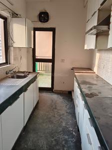 Kitchen Image of 2350 Sq.ft 3 BHK Apartment / Flat for sale in Ardee Palm Grove Heights, Sector 52 Gurgaon for Rs. 36800000