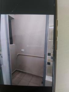Bathroom Image of 620 Sq.ft 2 BHK Apartment / Flat for rent in Mahindra Happinest Tathawade, Tathawade Pune for Rs. 27000