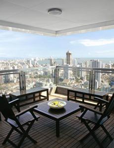 Balcony Image of 4500 Sq.ft 4 BHK Apartment / Flat for rent in Tardeo Mumbai for Rs. 700000