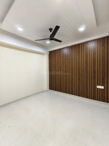 Hall Image of 1700 Sq.ft 4 BHK Apartment / Flat for sale in Malik Hindustan Apartment, Sector 104 Noida for Rs. 8500000