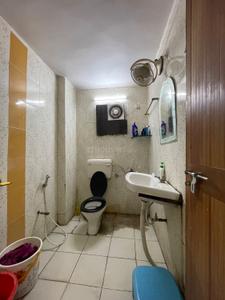 Bathroom Image of 1500 Sq.ft 2 BHK Apartment / Flat for rent in Kachana Raipur for Rs. 18500